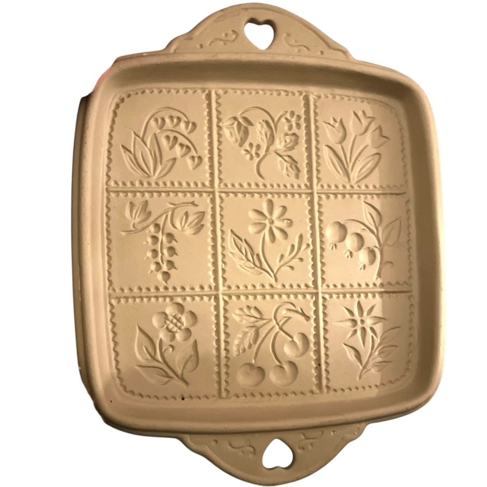 Vintage 1988 Brown Bag Decorative stoneware cookie mold floral/berries cottage.